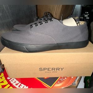 Men’s Sperry Surplus Grey Shoe